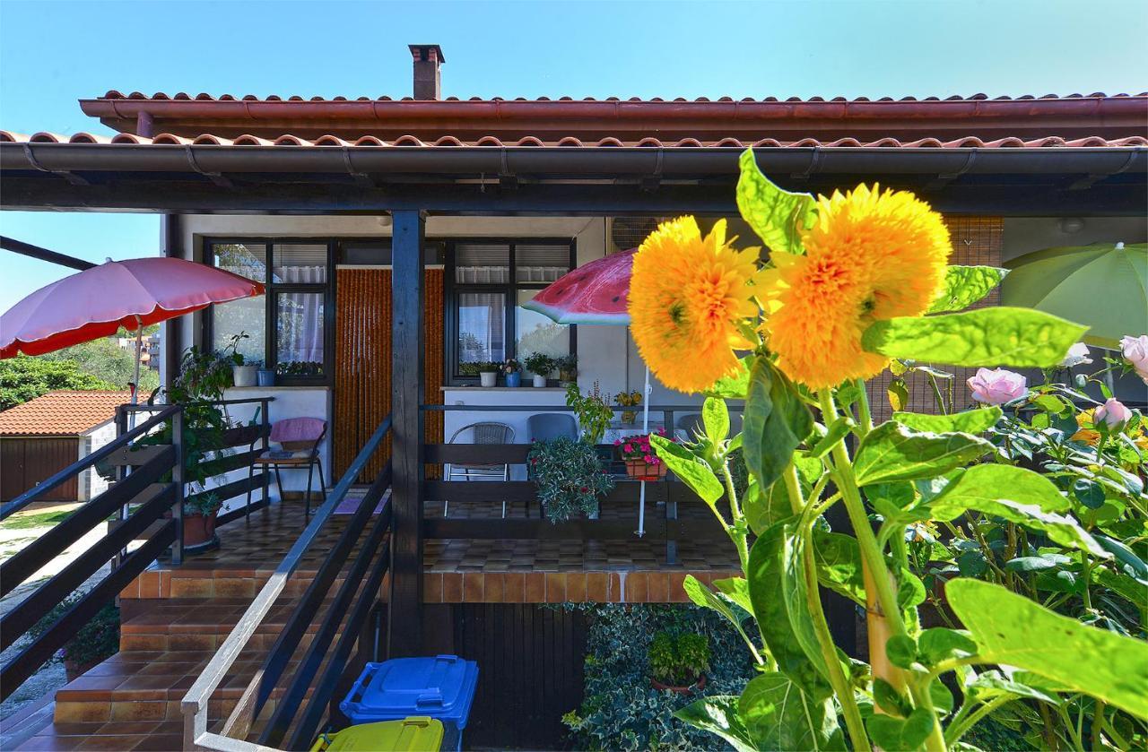 Rooms Veli Vrh 2208 Pula Exterior foto